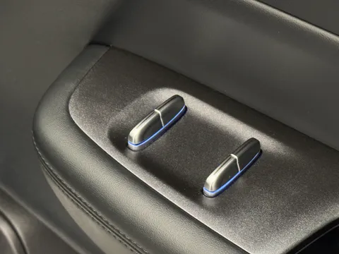 DC25UBB Jaecoo 7 1.5T SHS Luxury 5dr Auto Thumbnail #16