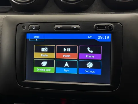 23 of 32 for Dacia Duster 1.6 SCe Comfort 5dr