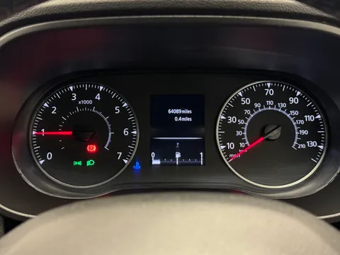 27 of 32 for Dacia Duster 1.6 SCe Comfort 5dr