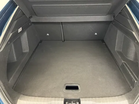 9 of 36 for Renault ARKANA 1.6 E-TECH Hybrid 145 R.S. Line 5dr Auto