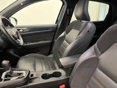 13 of 36 for Renault ARKANA 1.6 E-TECH Hybrid 145 R.S. Line 5dr Auto