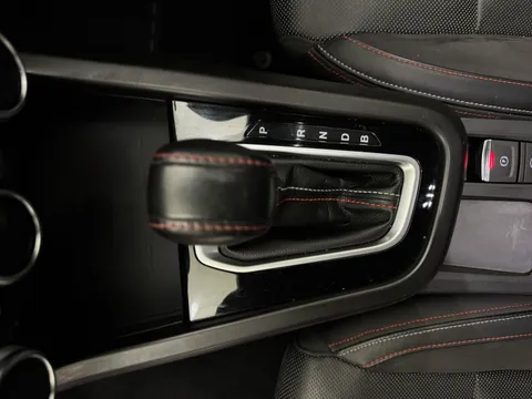 15 of 36 for Renault ARKANA 1.6 E-TECH Hybrid 145 R.S. Line 5dr Auto