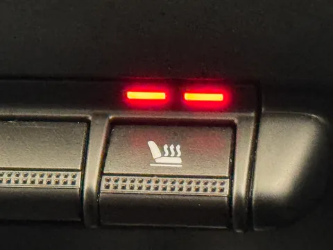 29 of 36 for Renault ARKANA 1.6 E-TECH Hybrid 145 R.S. Line 5dr Auto