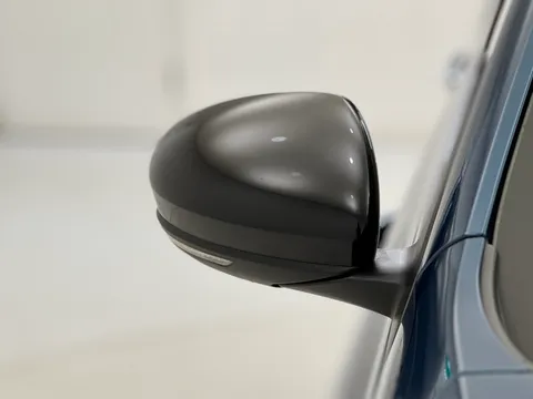 33 of 36 for Renault ARKANA 1.6 E-TECH Hybrid 145 R.S. Line 5dr Auto