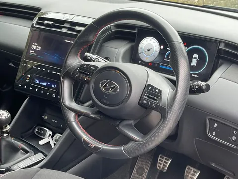 MJ22ZZT Hyundai Tucson 1.6 TGDi N Line 5dr 2WD Thumbnail #17