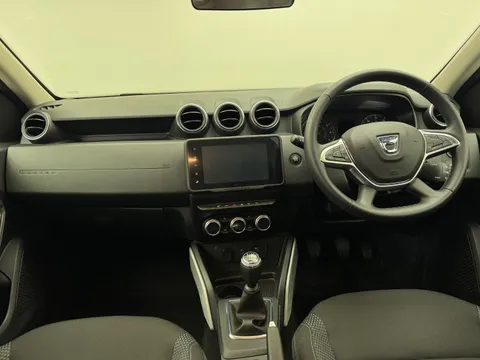 DL22GWJ Dacia Duster 1.3 TCe 130 Prestige 5dr Thumbnail #11