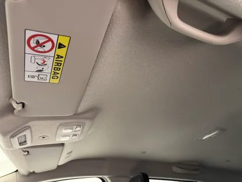 DL22GWJ Dacia Duster 1.3 TCe 130 Prestige 5dr Thumbnail #13