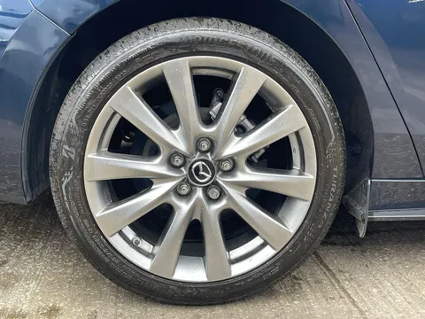 DX73GYK Mazda Mazda3 2.0 e-Skyactiv X MHEV [186] Exclusive-Line 4dr Thumbnail #10