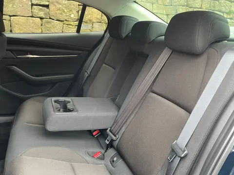 DX73GYK Mazda Mazda3 2.0 e-Skyactiv X MHEV [186] Exclusive-Line 4dr Thumbnail #22