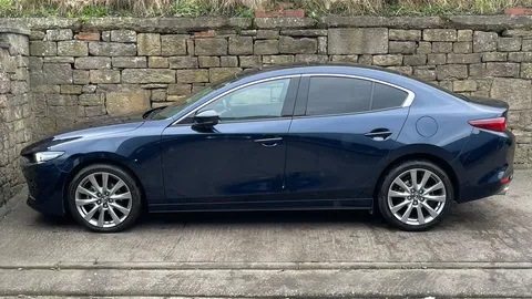 DX73GYK Mazda Mazda3 2.0 e-Skyactiv X MHEV [186] Exclusive-Line 4dr Thumbnail #3