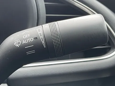 DX73GYK Mazda Mazda3 2.0 e-Skyactiv X MHEV [186] Exclusive-Line 4dr Thumbnail #28