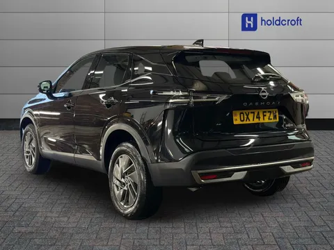 OX74FZW Nissan Qashqai 1.3 DiG-T MH Acenta Premium 5dr Thumbnail #4