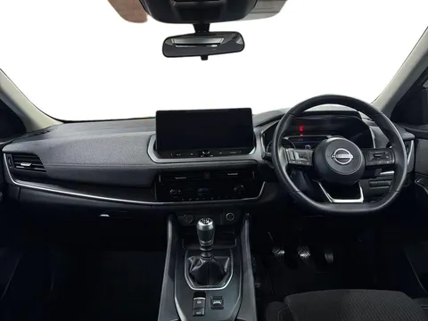 OX74FZW Nissan Qashqai 1.3 DiG-T MH Acenta Premium 5dr Thumbnail #12