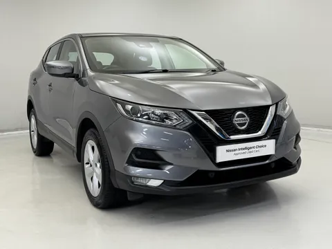 2 of 36 for Nissan Qashqai 1.3 DiG-T Acenta Premium 5dr