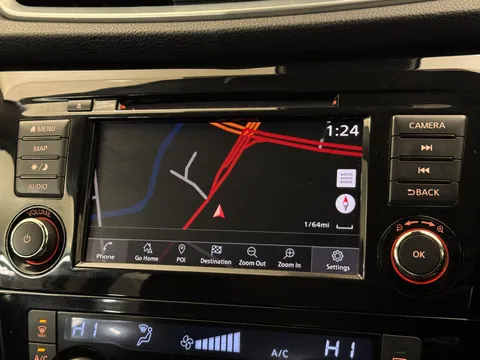 26 of 36 for Nissan Qashqai 1.3 DiG-T Acenta Premium 5dr