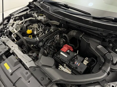 30 of 36 for Nissan Qashqai 1.3 DiG-T Acenta Premium 5dr