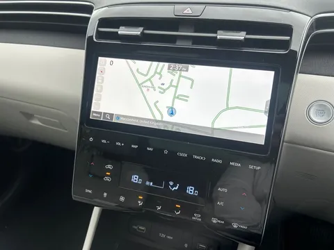 AP72DCF Hyundai Tucson 1.6 TGDi Ultimate 5dr 2WD Thumbnail #24