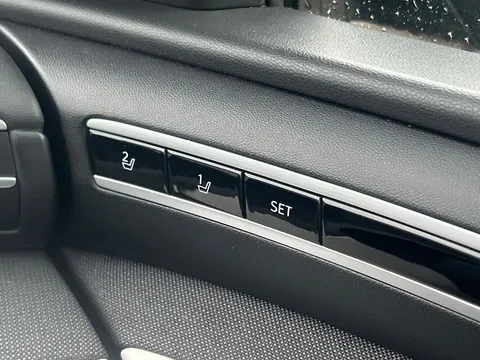 AP72DCF Hyundai Tucson 1.6 TGDi Ultimate 5dr 2WD Thumbnail #26