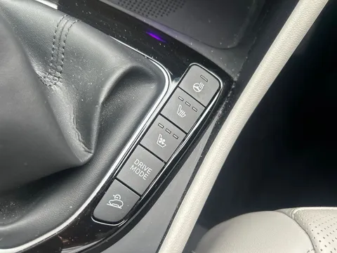 AP72DCF Hyundai Tucson 1.6 TGDi Ultimate 5dr 2WD Thumbnail #27