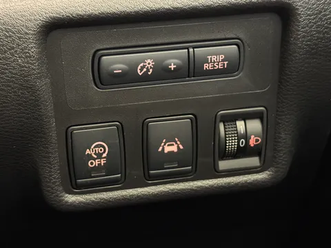 DU21EFZ Nissan Micra 1.0 IG-T 92 Acenta 5dr Thumbnail #27