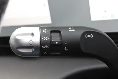 27 of 37 for Hyundai Ioniq 5 160kW Premium 73 kWh 5dr Auto