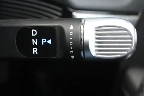 29 of 37 for Hyundai Ioniq 5 160kW Premium 73 kWh 5dr Auto