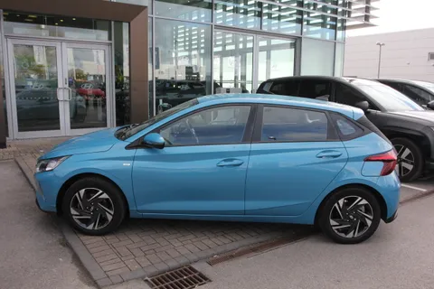 DG21RZA Hyundai i20 1.0T GDi 48V MHD SE Connect 5dr Thumbnail #31