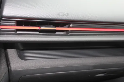 DH23LLJ Hyundai Kona 1.6 GDi Hybrid N Line 5dr DCT Thumbnail #10