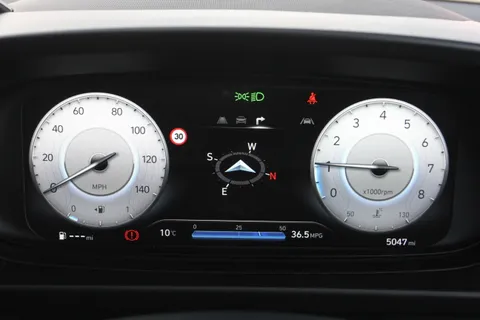 EA25YWT Hyundai i20 1.0T GDi Premium 5dr Thumbnail #21