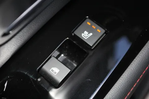 EA74DJV Hyundai Tucson 1.6T Plug-in Hybrid N Line S 5dr 4WD Auto Thumbnail #18