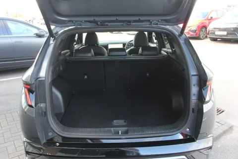 EA74DJV Hyundai Tucson 1.6T Plug-in Hybrid N Line S 5dr 4WD Auto Thumbnail #22