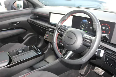 EA74DJV Hyundai Tucson 1.6T Plug-in Hybrid N Line S 5dr 4WD Auto Thumbnail #23