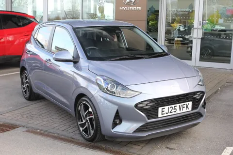 EJ25VFK Hyundai i10 1.0 [63] Premium 5dr Auto [Nav] Thumbnail #2