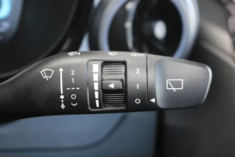 EJ25VFK Hyundai i10 1.0 [63] Premium 5dr Auto [Nav] Thumbnail #22