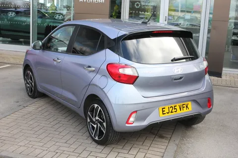 EJ25VFK Hyundai i10 1.0 [63] Premium 5dr Auto [Nav] Thumbnail #31