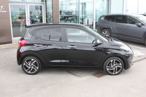 EN25NXY Hyundai i10 1.2 [79] Premium 5dr Auto [Nav] Thumbnail #4