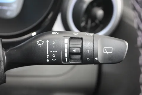 EN25NXY Hyundai i10 1.2 [79] Premium 5dr Auto [Nav] Thumbnail #22