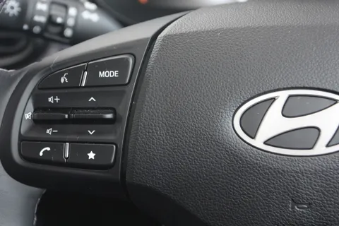 EX25BRF Hyundai i10 1.0 [63] Premium 5dr Auto [Nav] Thumbnail #22