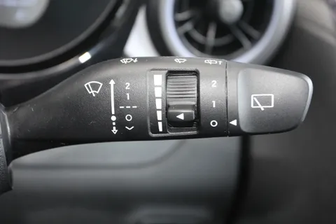 EX25BRF Hyundai i10 1.0 [63] Premium 5dr Auto [Nav] Thumbnail #25