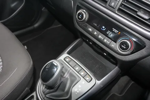 EX25BRF Hyundai i10 1.0 [63] Premium 5dr Auto [Nav] Thumbnail #26