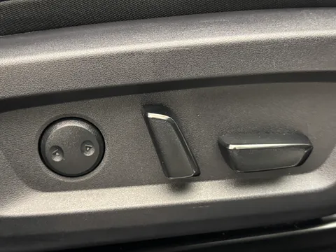 DY74EMK Nissan Qashqai 1.5 E-Power Tekna 5dr Auto Thumbnail #24