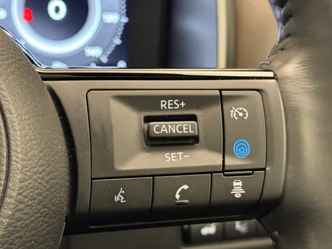 DY74EMK Nissan Qashqai 1.5 E-Power Tekna 5dr Auto Thumbnail #27