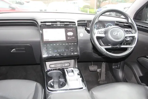 MF22VNV Hyundai Tucson 1.6 TGDi Plug-in Hybrid Ultimate 5dr 4WD Auto Thumbnail #15