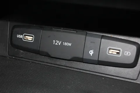 MF22VNV Hyundai Tucson 1.6 TGDi Plug-in Hybrid Ultimate 5dr 4WD Auto Thumbnail #30