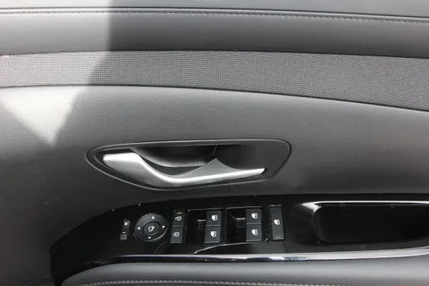 SY25XRS Hyundai Tucson 1.6T Plug-in Hybrid Ultimate 5dr Auto Thumbnail #18