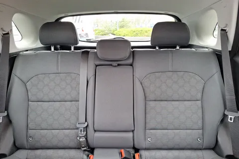 DX22YLY Kia Niro 1.6 GDi Hybrid 2 5dr DCT Thumbnail #11