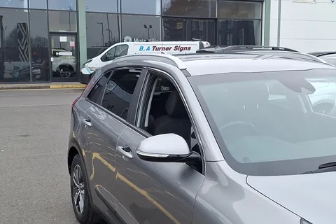 DX22YLY Kia Niro 1.6 GDi Hybrid 2 5dr DCT Thumbnail #26