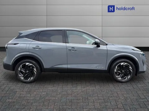 OV25ZPR Nissan Qashqai 1.5 E-Power N-Connecta 5dr Auto Thumbnail #3