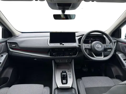 OV25ZPR Nissan Qashqai 1.5 E-Power N-Connecta 5dr Auto Thumbnail #12