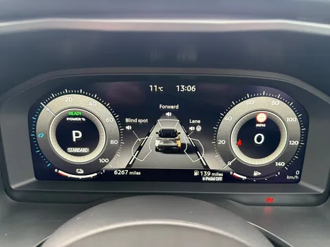 OV25ZPR Nissan Qashqai 1.5 E-Power N-Connecta 5dr Auto Thumbnail #13